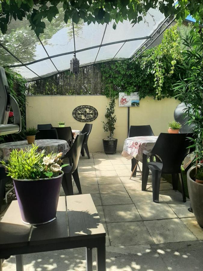 Hotel La Tour Des Fees Quissac  Kültér fotó