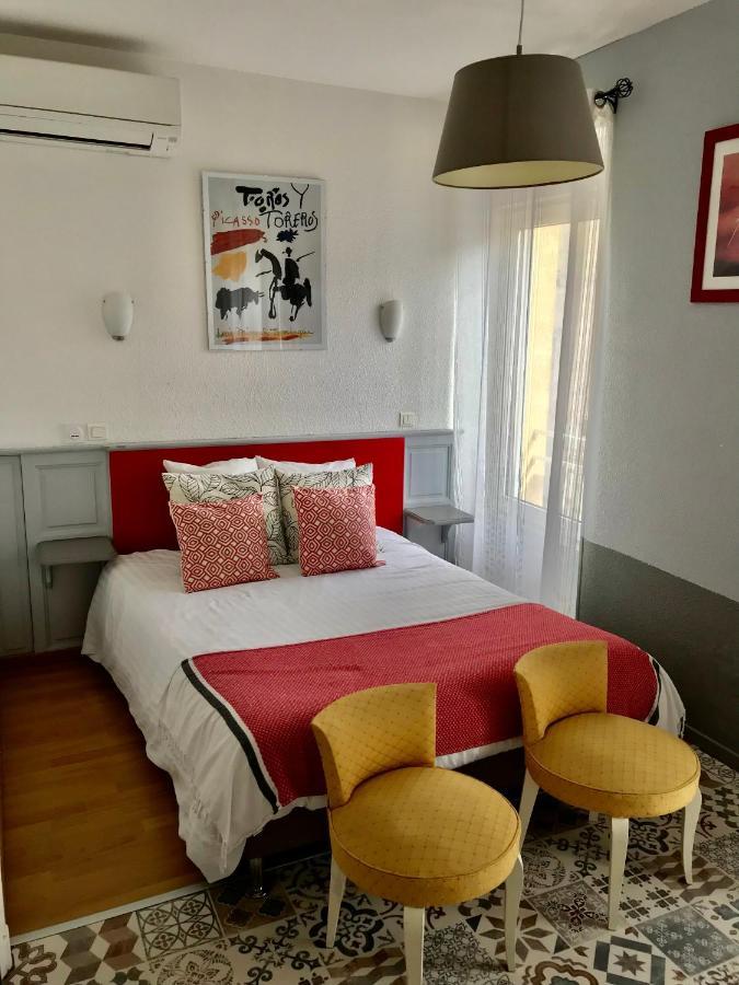 Hotel La Tour Des Fees Quissac  Kültér fotó